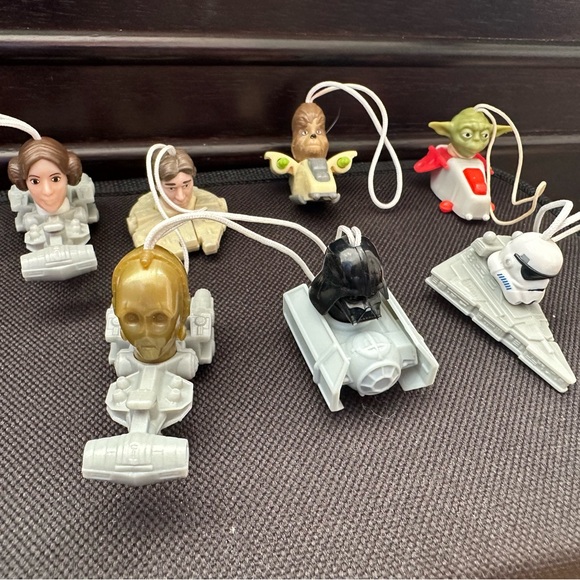Kinder Surprise Eggs Star Wars Set - Picture 1 of 8